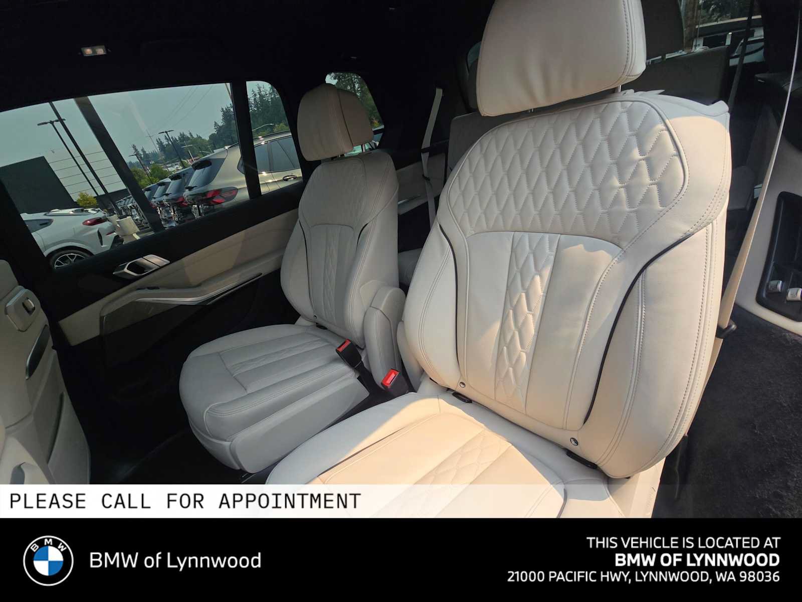 New 2027 BMW X7 xDrive40i w/ M Sport Package AWD/4WD image 17