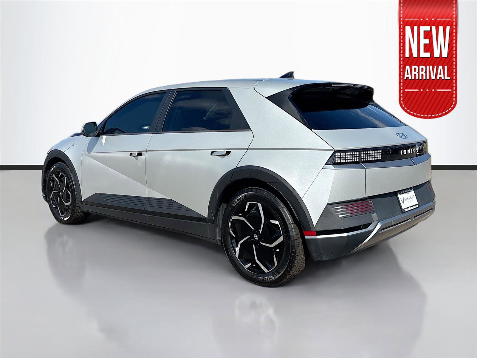 Used 2023 Hyundai Ioniq 5 SEL image 5