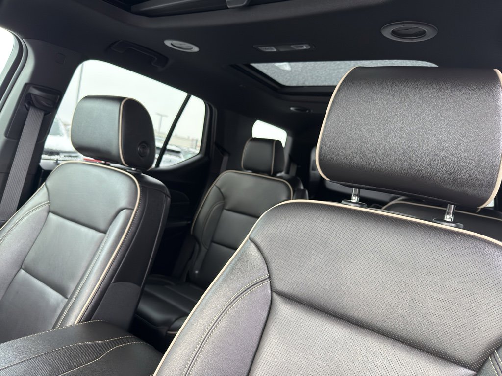 Used 2023 Chevrolet Traverse Premier w/ LPO, Floor Liner Package image 28