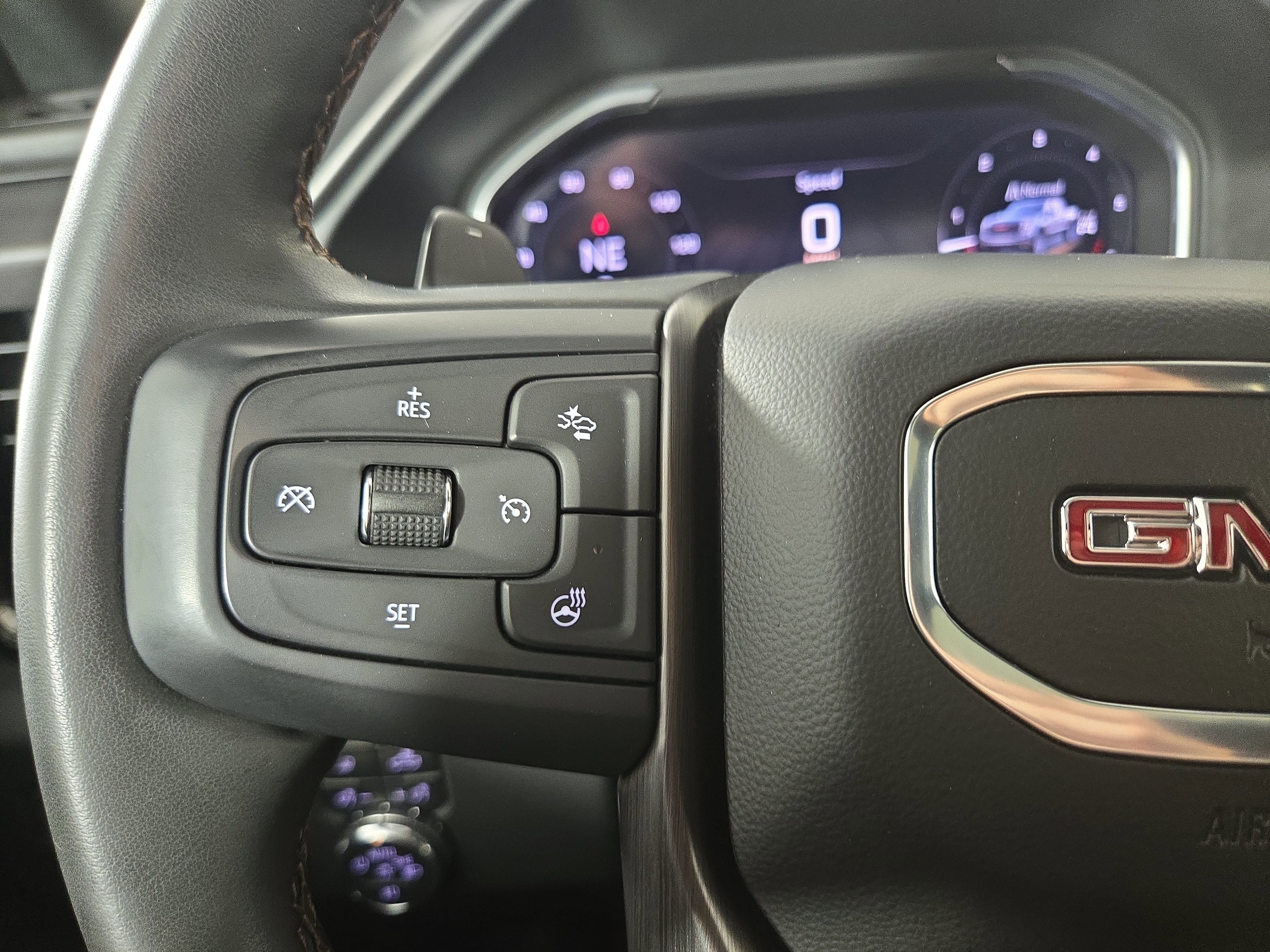 Certified 2023 GMC Sierra 1500 AT4 w/ Technology Package AWD/4WD image 15