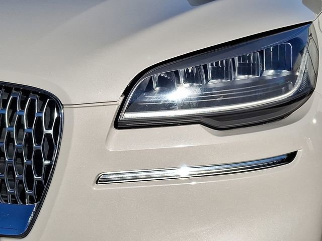 Used 2023 Lincoln Aviator AWD w/ Premium Package image 9