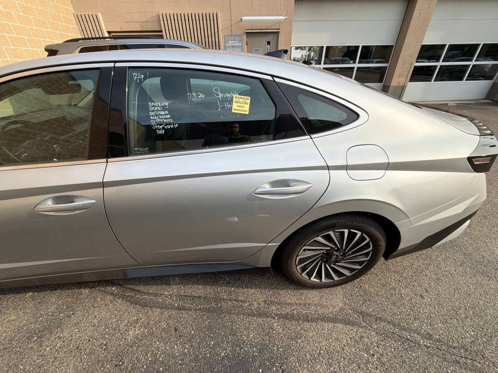 Used 2025 Hyundai Sonata SEL FWD image 4