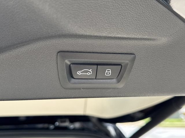 Used 2025 BMW X7 xDrive40i AWD/4WD image 27
