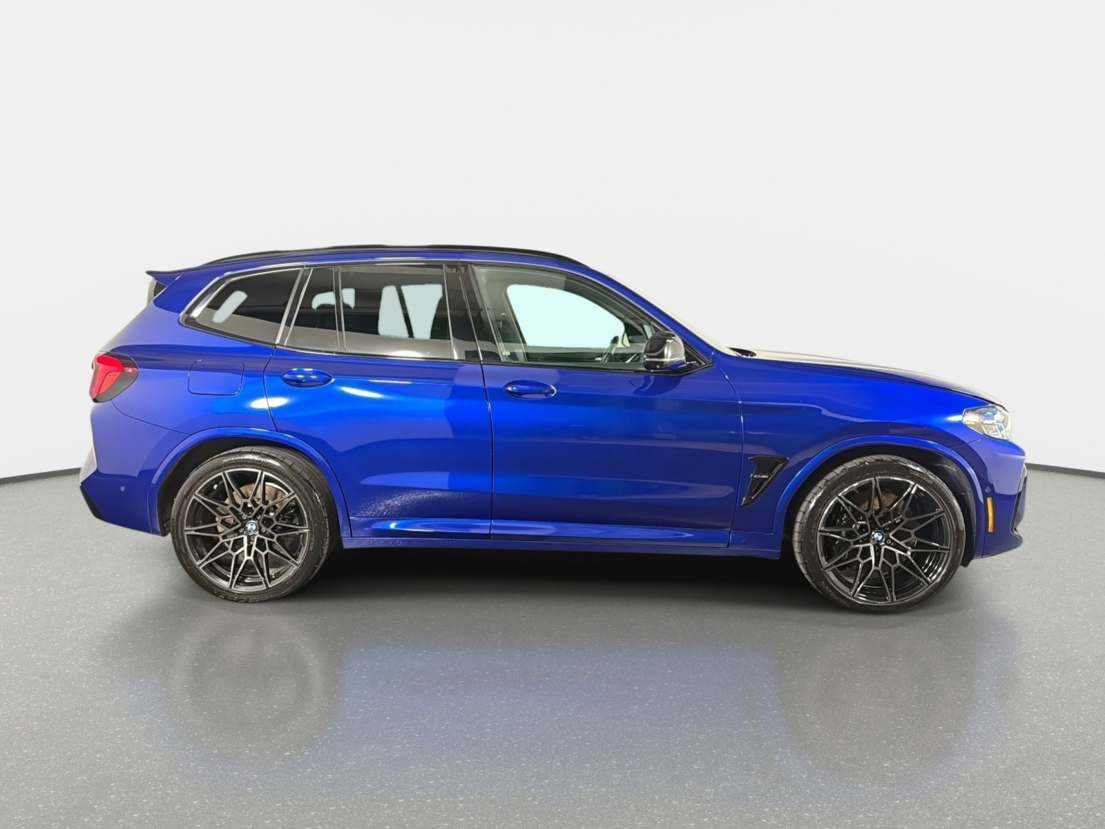 Used 2024 BMW X3 M AWD/4WD image 2