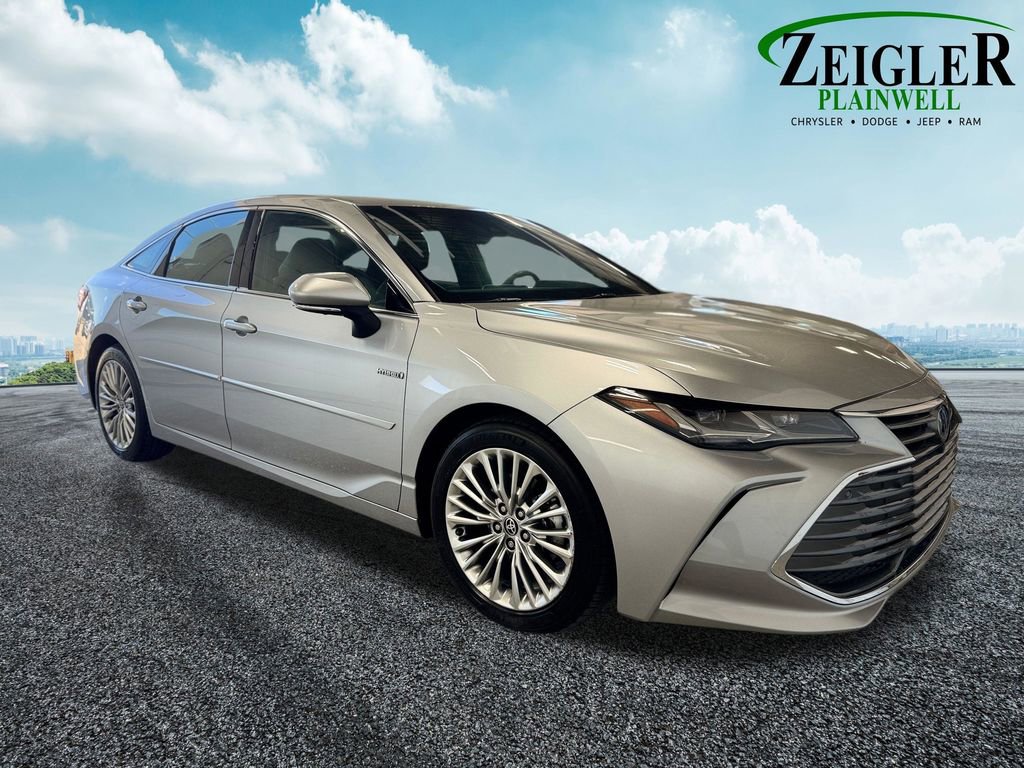 Used 2021 Toyota Avalon Limited w/ Advanced Safety Package FWD image 7