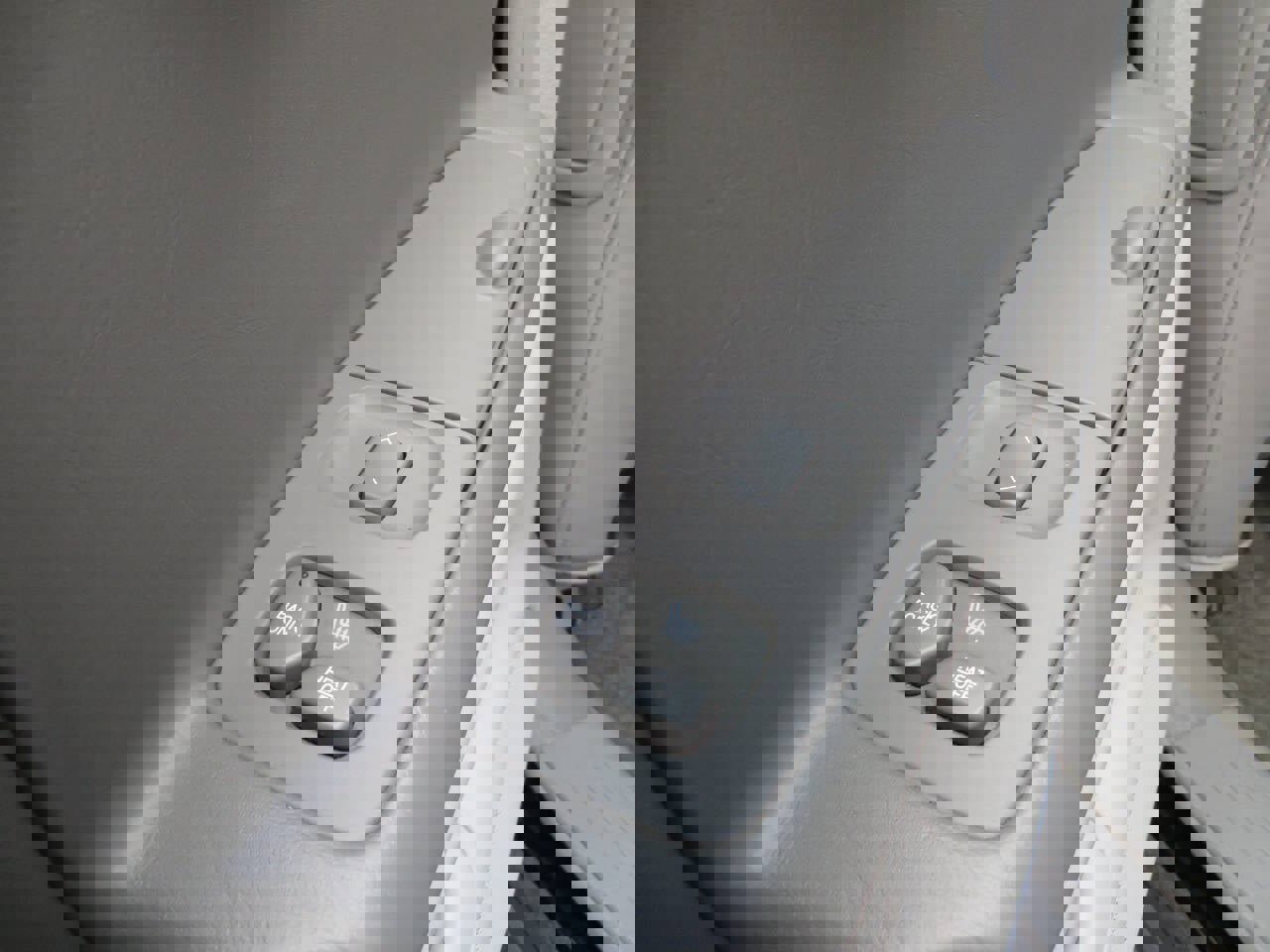 Used 2002 Cadillac De Ville w/ Comfort/Convenience Pkg image 18