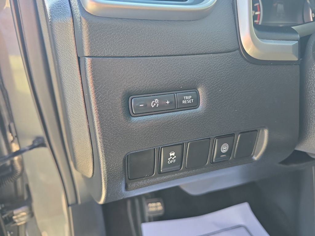 Used 2021 Nissan Murano SV FWD image 22