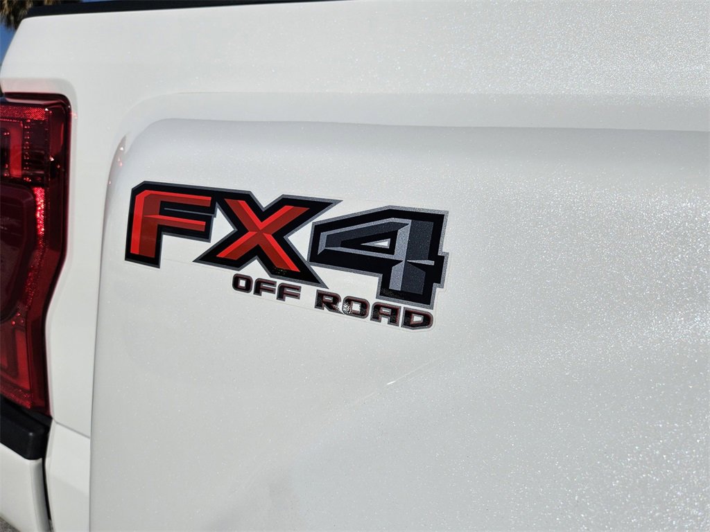 Used 2021 Ford F450 Platinum w/ FX4 Off-Road Package image 45