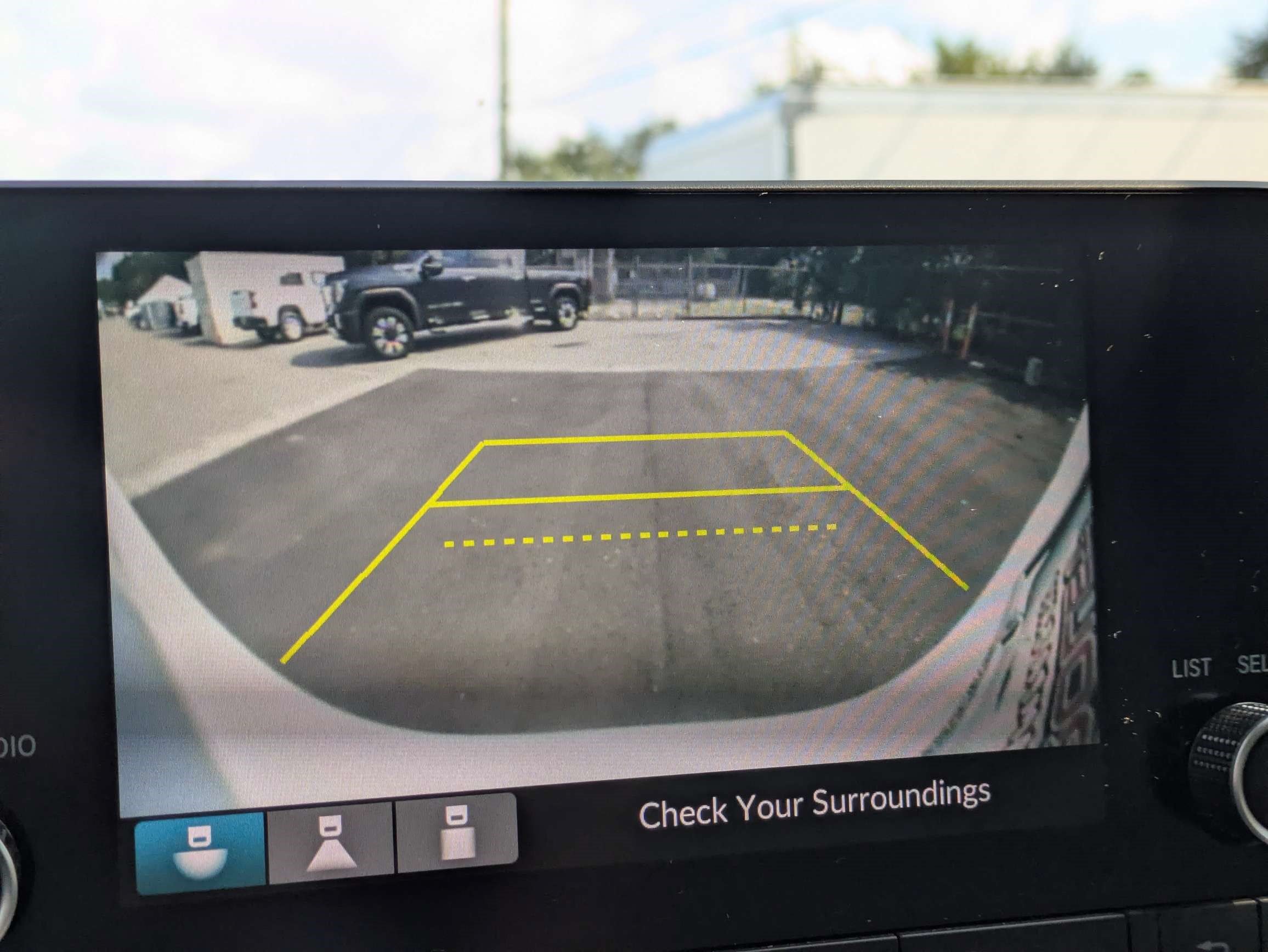 Used 2023 Honda Pilot LX image 19