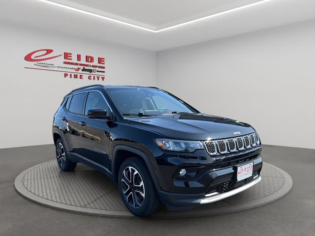 Used 2024 Jeep Compass Limited AWD/4WD image 12