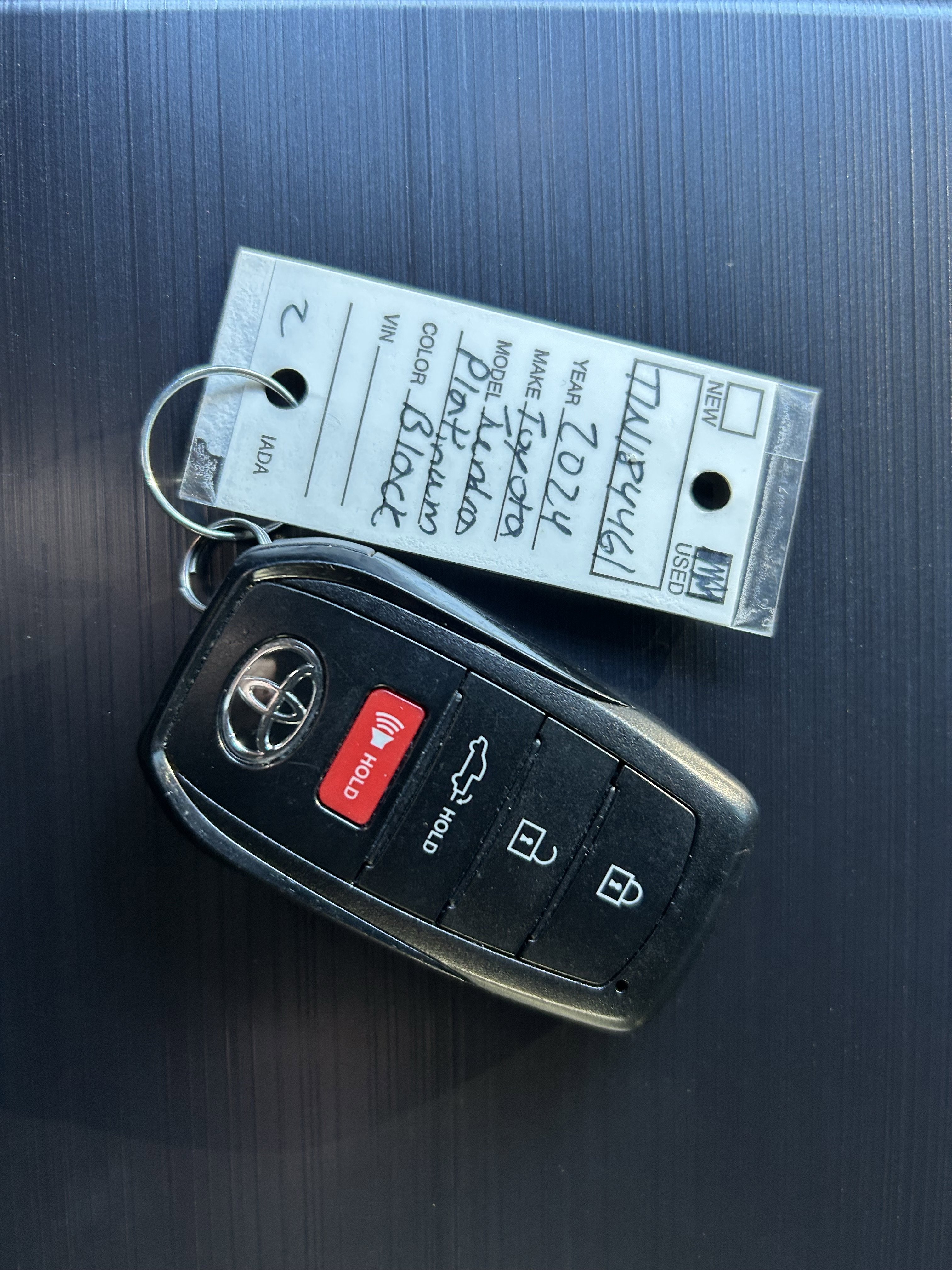 Used 2024 Toyota Tundra Platinum image 39