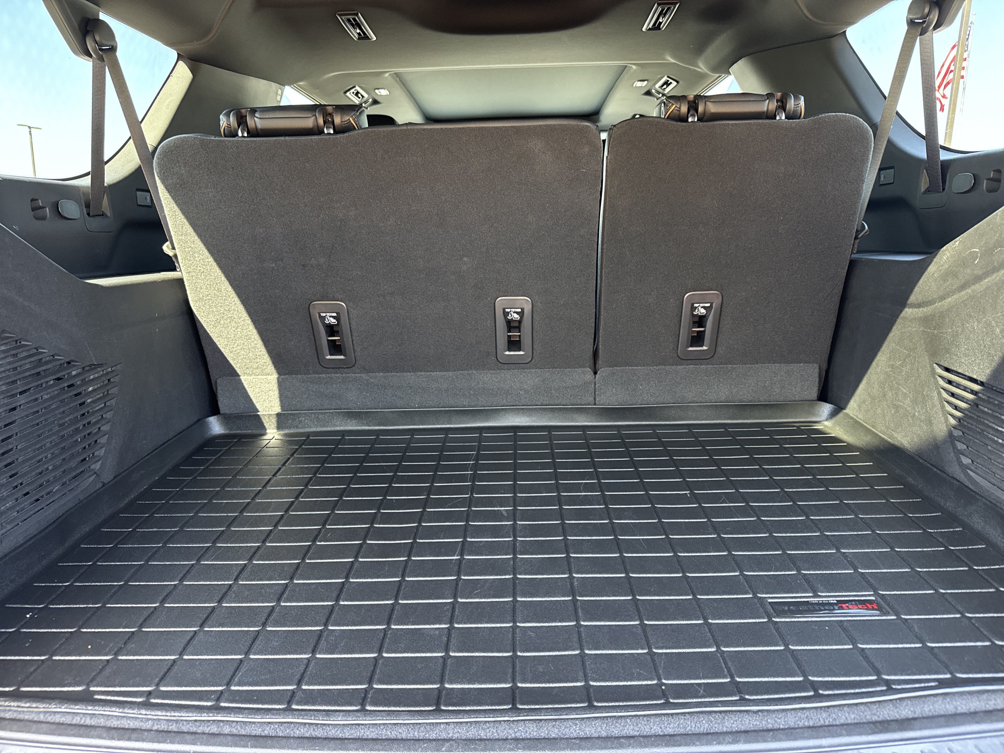 Used 2023 GMC Yukon XL AT4 w/ AT4 Premium Package AWD/4WD image 37