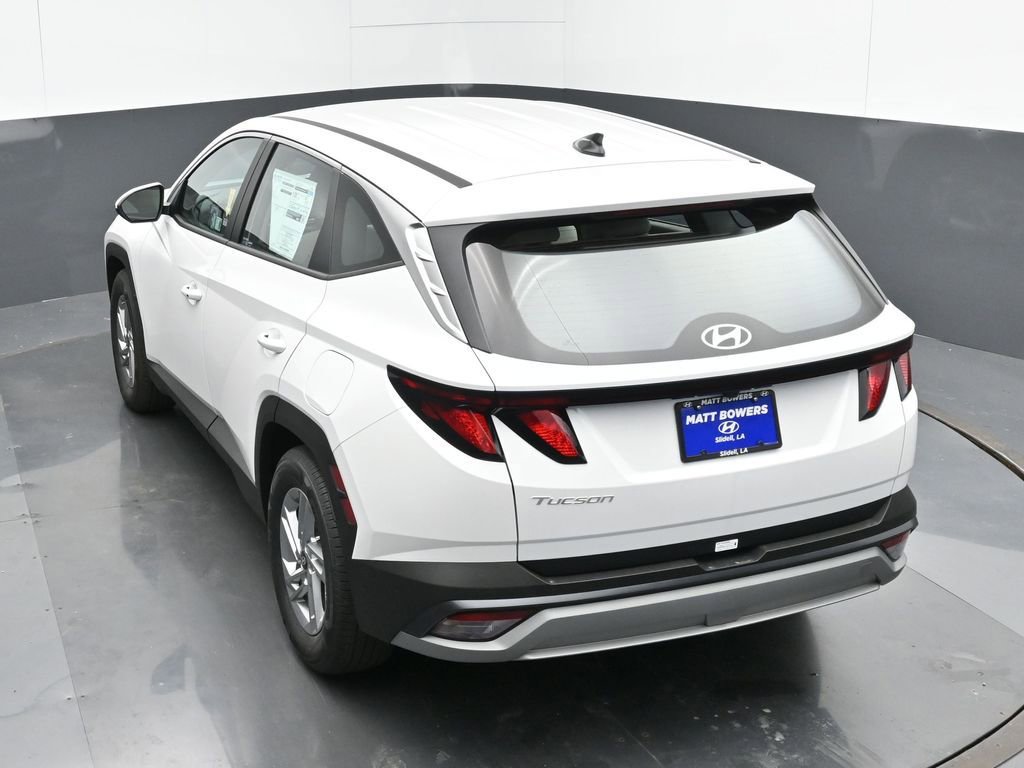 Certified 2025 Hyundai Tucson SE image 12