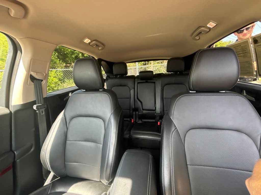 Used 2020 Ford Escape Titanium AWD/4WD image 31