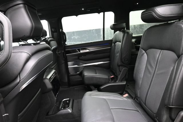 New 2026 Jeep Grand Wagoneer L Summit AWD/4WD image 27