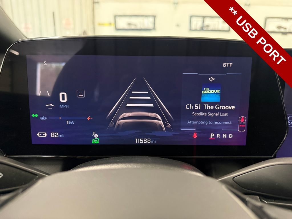Used 2024 Chevrolet Equinox EV RS w/ LPO, Trailering Package FWD image 21