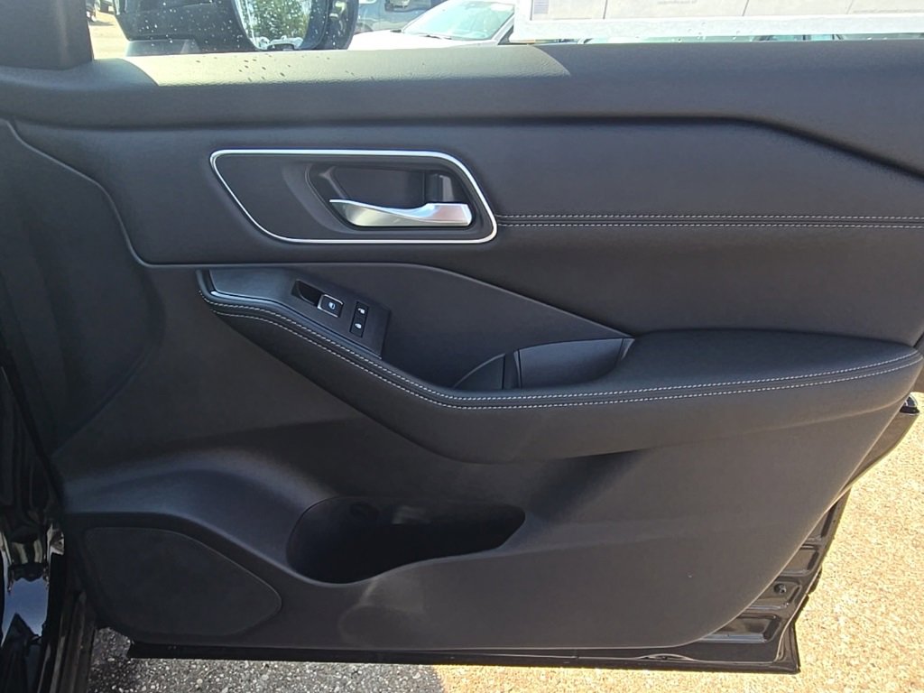 New 2026 Nissan Rogue Platinum w/ Platinum Premium Package image 29