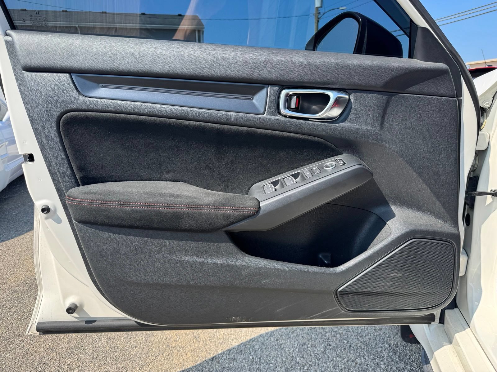 Used 2023 Honda Civic Type R image 11