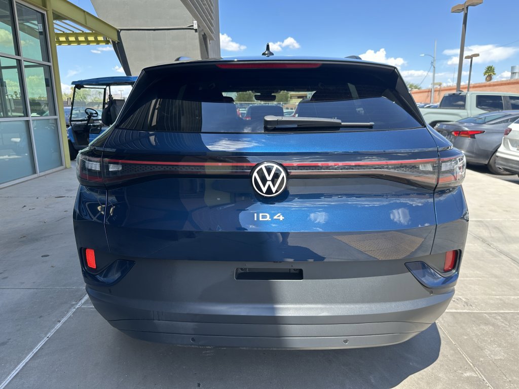 Used 2023 Volkswagen ID.4 Pro image 11