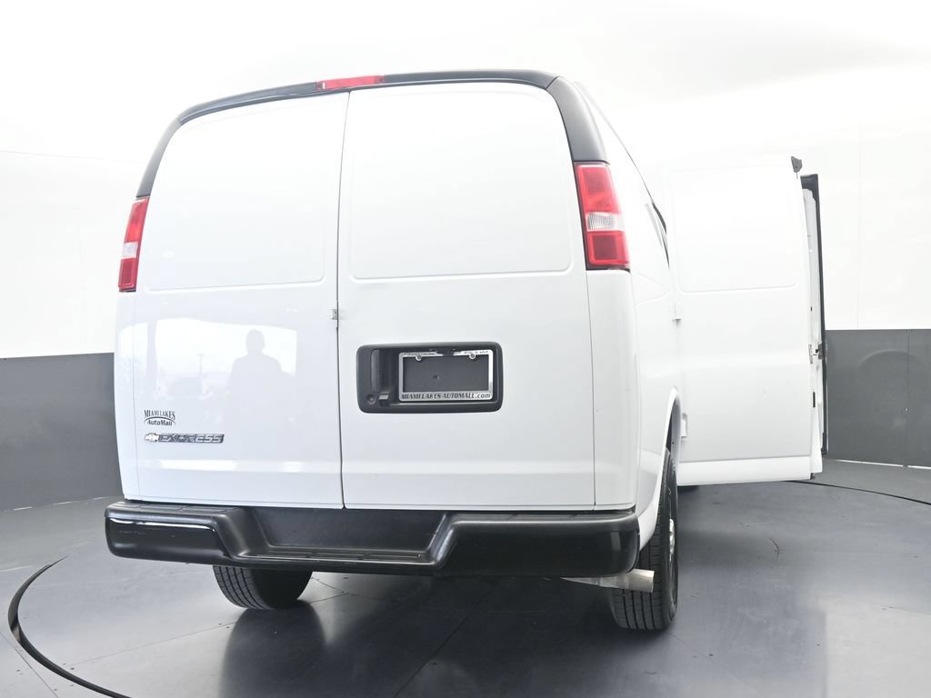 Used 2024 Chevrolet Express 2500 w/ Driver Convenience Package RWD image 67