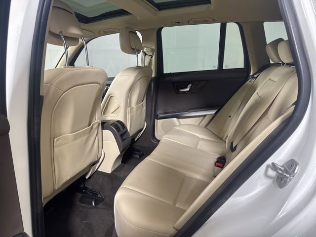 Used 2013 Mercedes-Benz GLK 350 4MATIC image 12