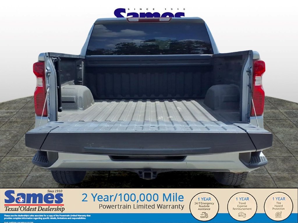 Used 2024 Chevrolet Silverado 1500 Custom w/ Turbomax Blackout Package RWD image 10