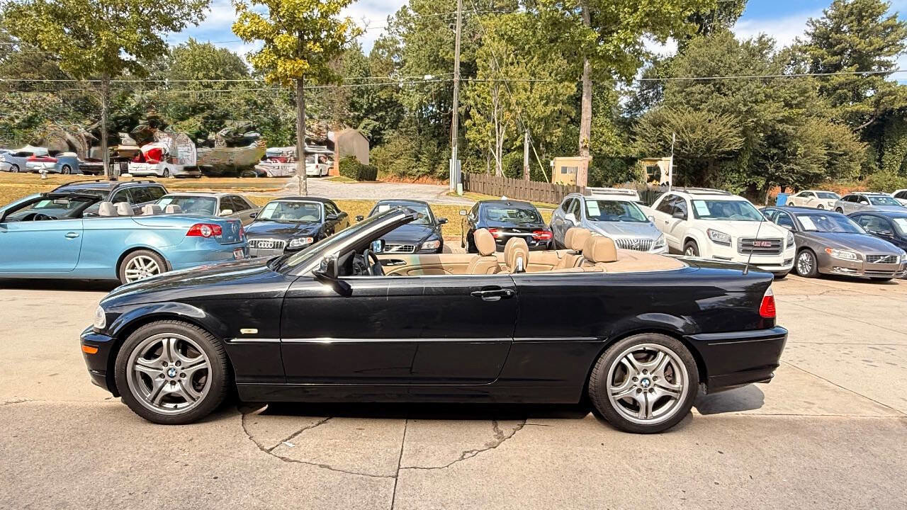 Used 2003 BMW 330Ci Convertible image 3