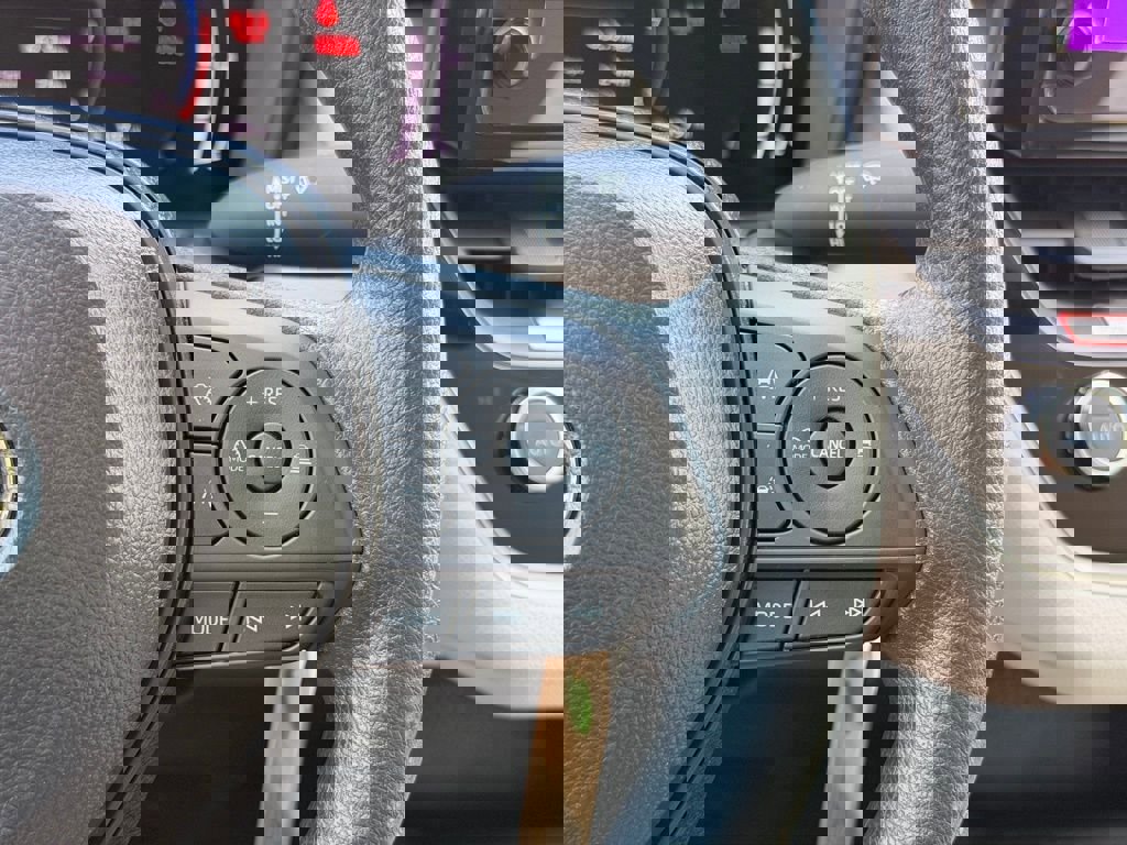 Used 2026 Toyota Corolla LE FWD image 28