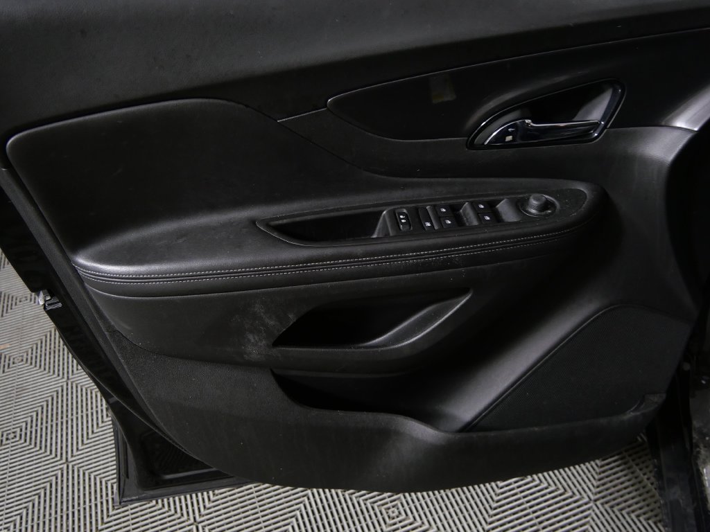 Used 2019 Buick Encore Essence FWD image 13