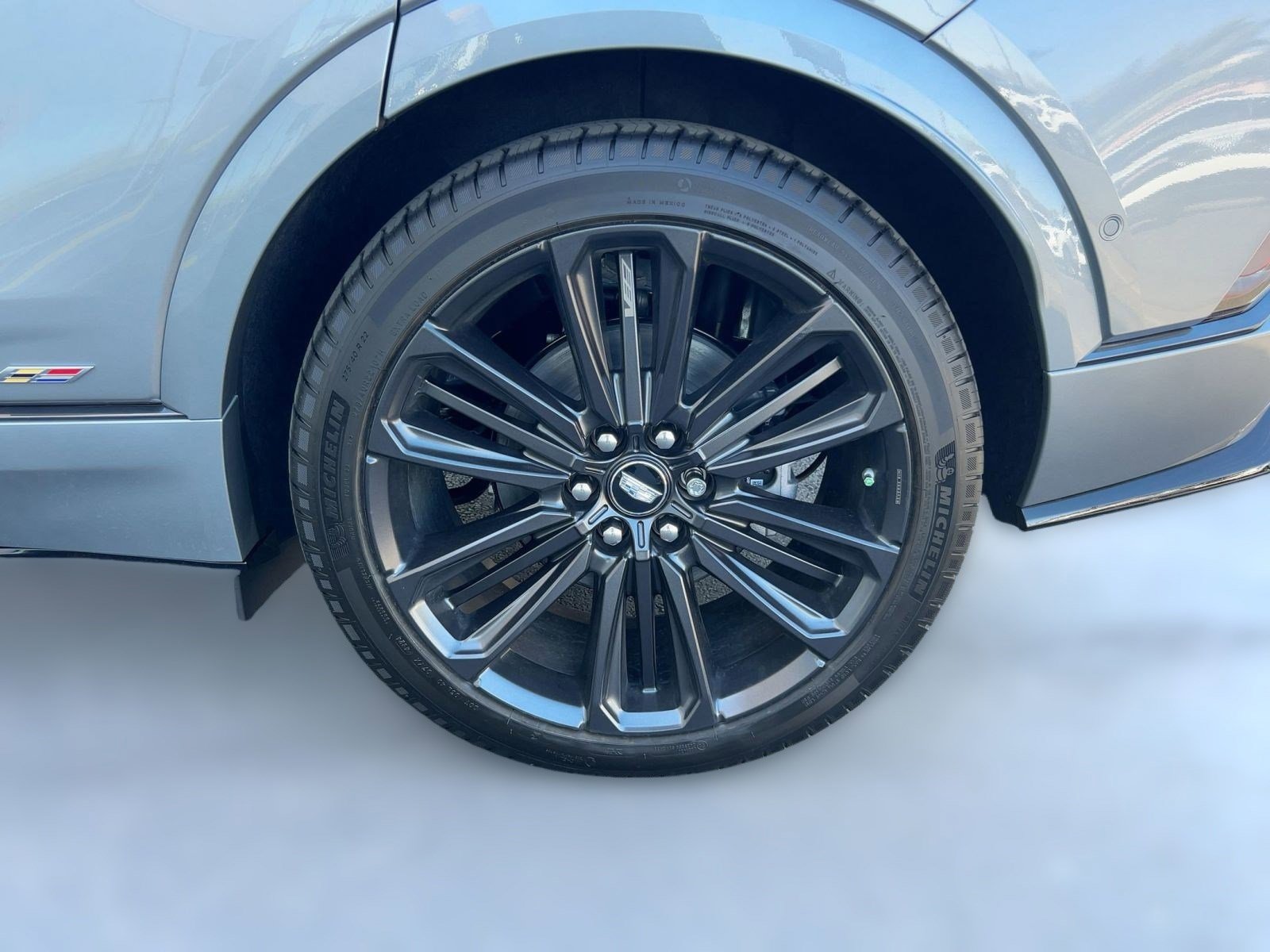 New 2026 Cadillac Lyriq V w/ LPO, Floor Liner Package image 12