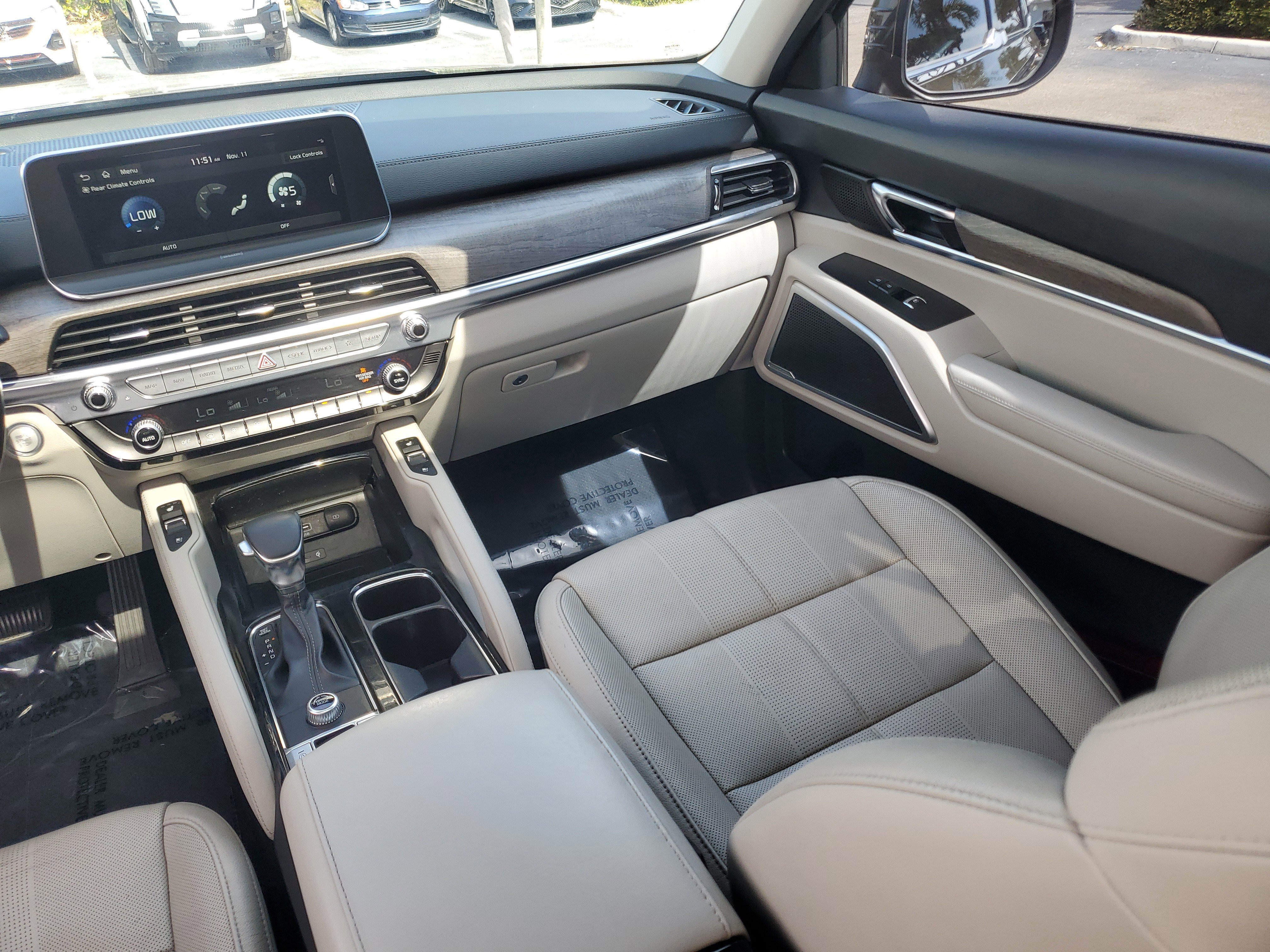 Used 2020 Kia Telluride EX w/ EX Premium Package image 17