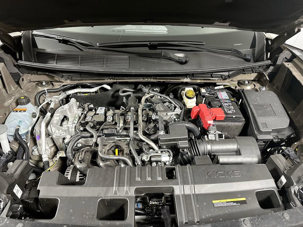 Used 2026 Nissan Kicks SV w/ Cold Weather Package image 6