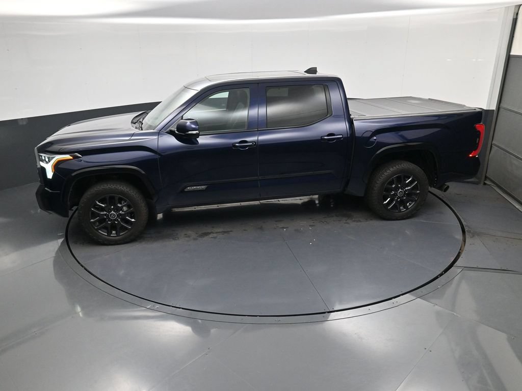 Used 2024 Toyota Tundra Platinum AWD/4WD image 33