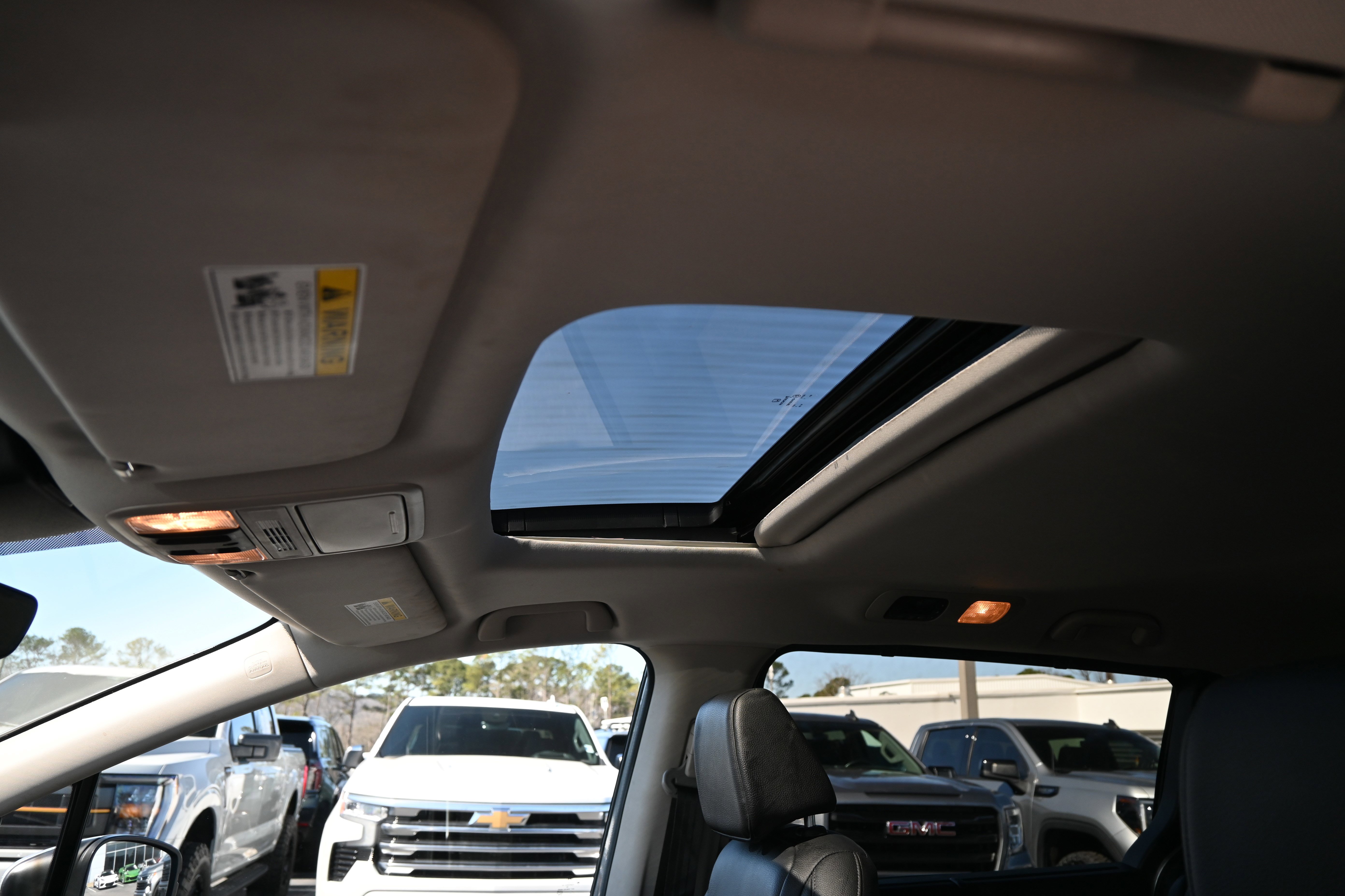 Used 2025 Honda Odyssey EX-L image 5