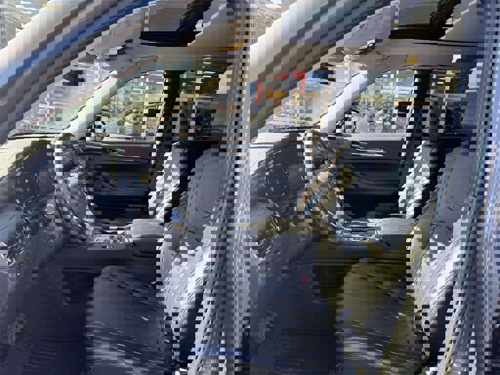 Used 2024 INFINITI QX60 Luxe image 18