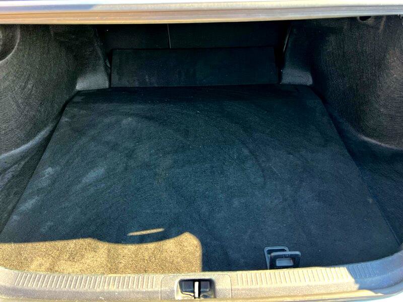 Used 2024 Toyota Camry SE image 18