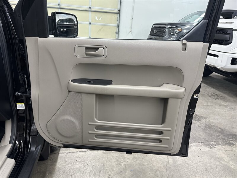 Used 2009 Honda Element EX image 31