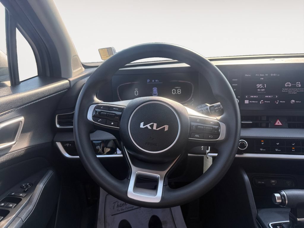 Used 2023 Kia Sportage LX FWD image 12