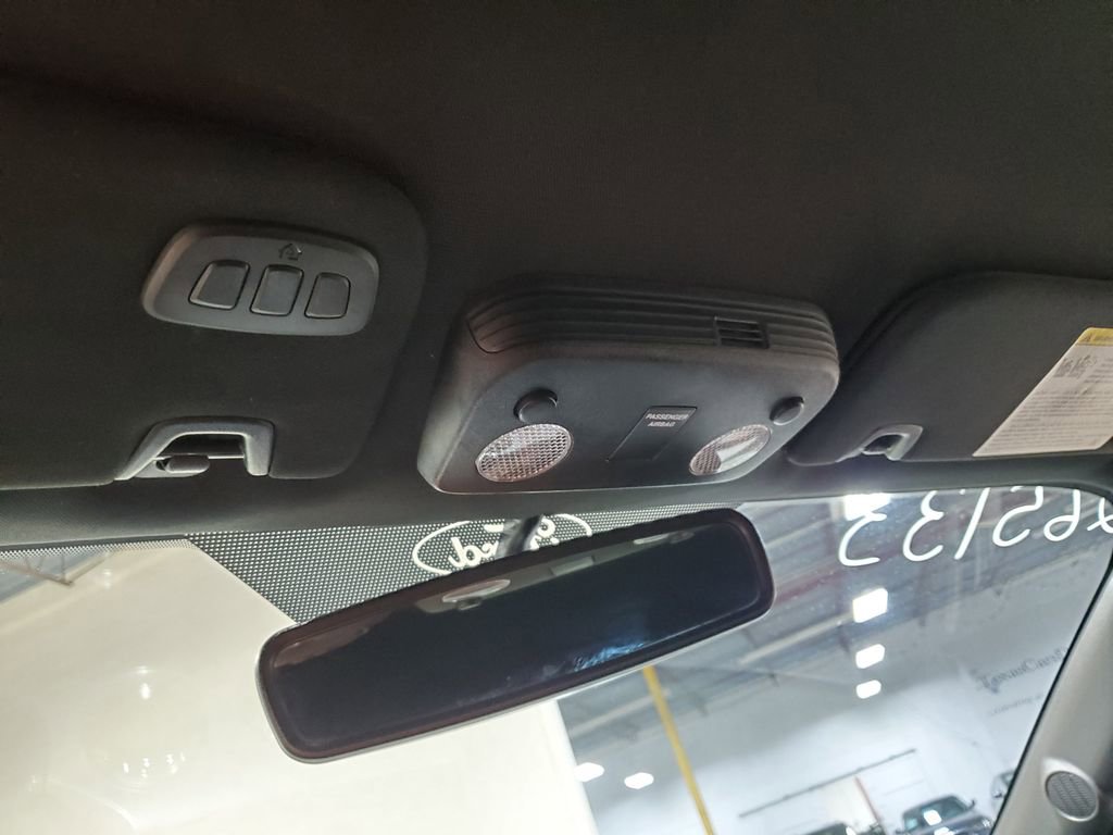 Used 2017 Ford Mustang GT Premium image 31