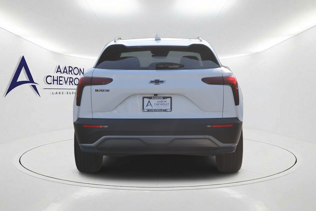 New 2026 Chevrolet Blazer EV LT w/ Midnight/Sport Edition FWD image 5