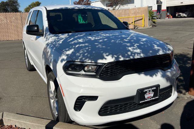 Used 2025 Dodge Durango GT AWD/4WD image 2