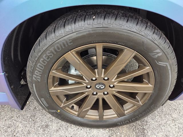 New 2026 INFINITI QX80 Luxe image 9