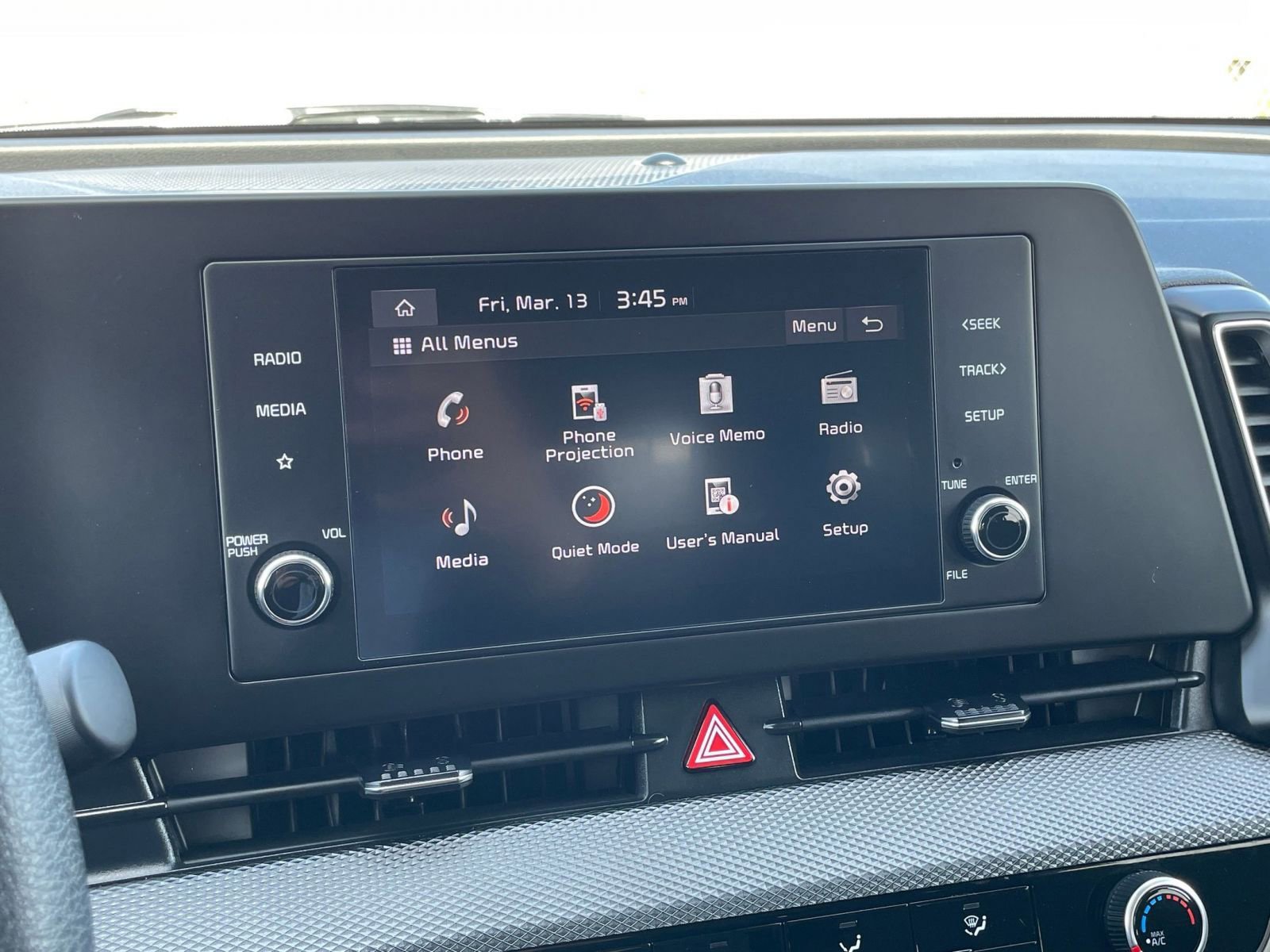 Used 2025 Kia Sportage LX image 20