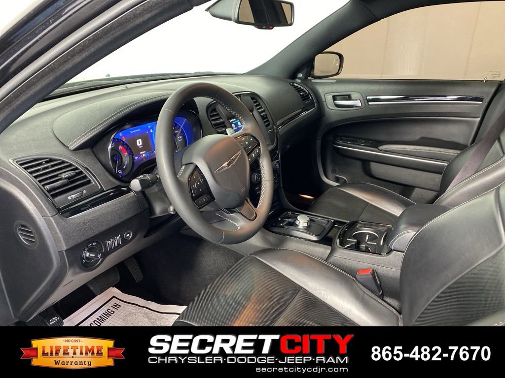 Used 2023 Chrysler 300 S w/ Comfort Group image 11