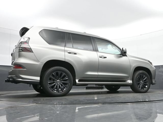 Certified 2023 Lexus GX 460 Premium w/ Accessory Package AWD/4WD image 12
