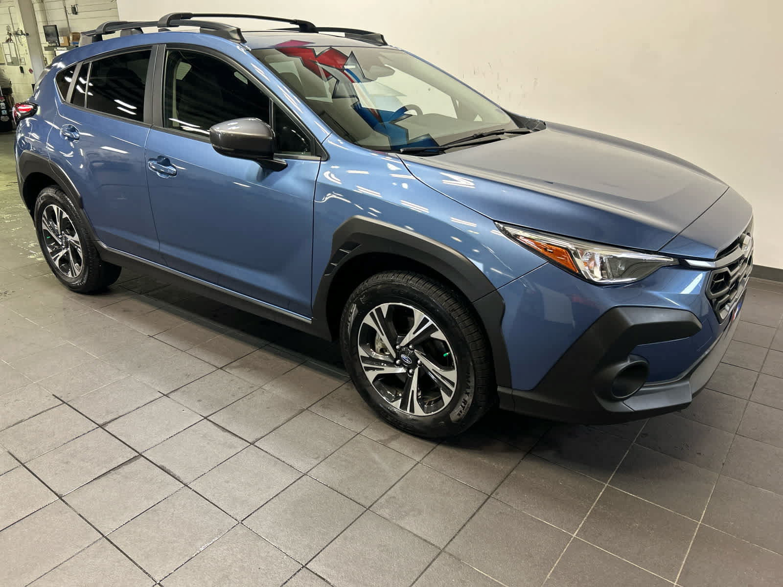 Used 2024 Subaru Crosstrek 2.0i Premium AWD/4WD image 2