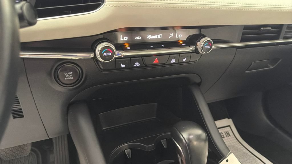 Used 2021 MAZDA MAZDA3 s FWD image 23
