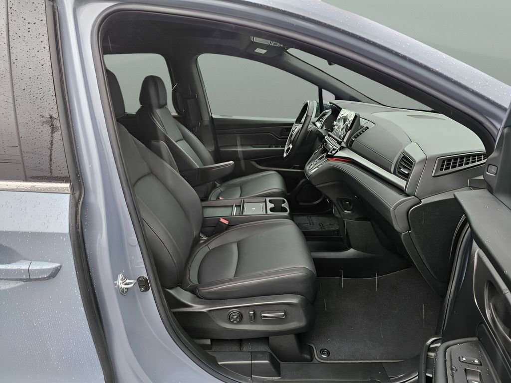 Used 2025 Honda Odyssey Sport-L image 10