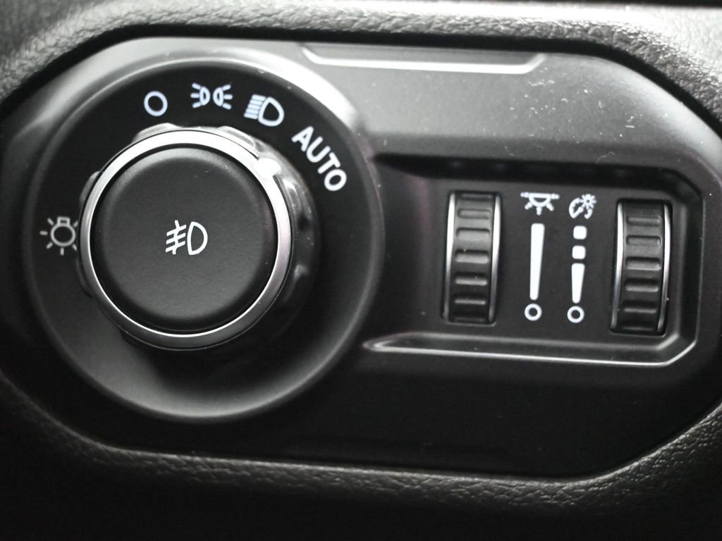 Used 2021 Jeep Wrangler Unlimited Sport S image 25