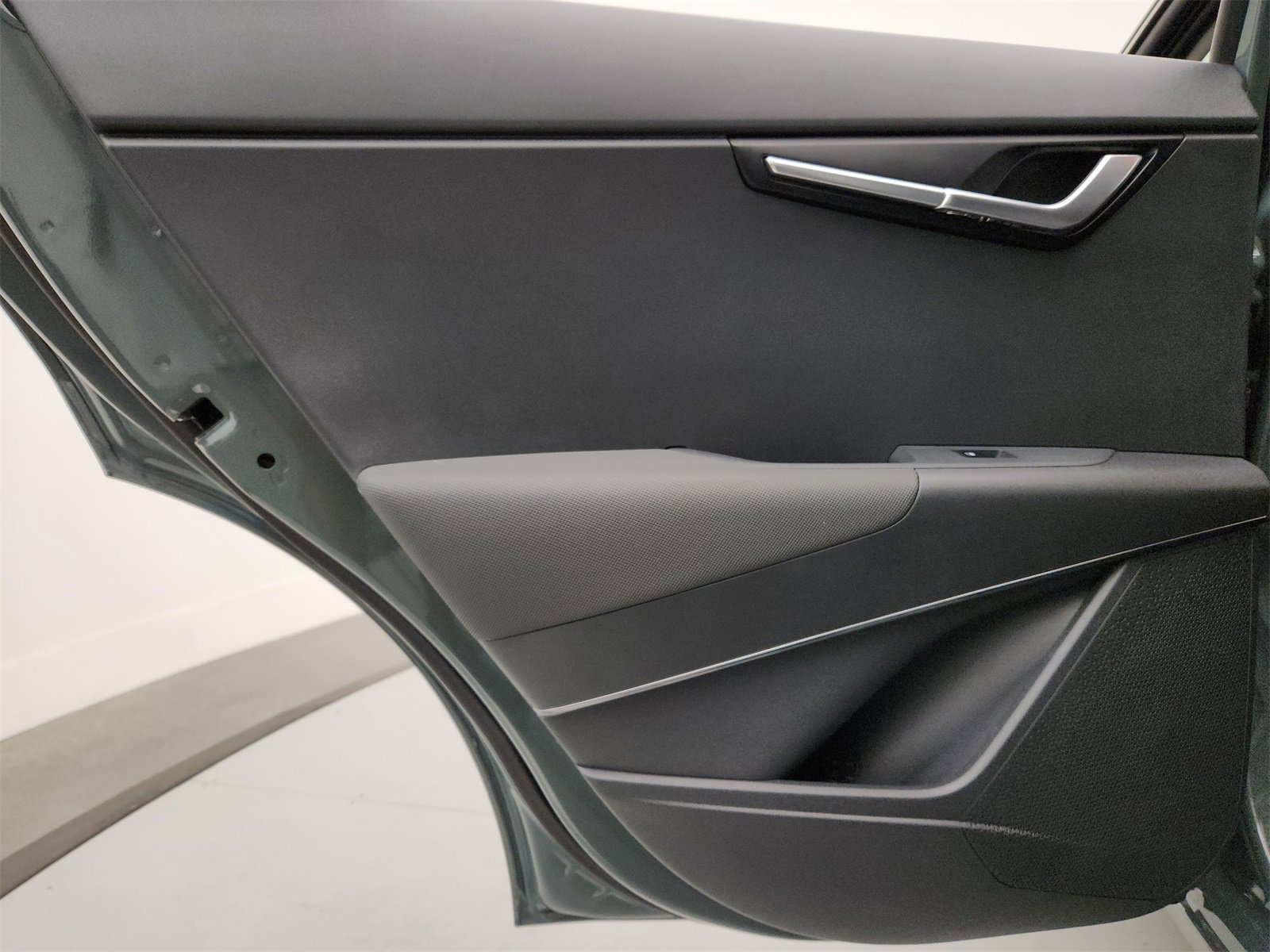 Certified 2025 Kia Niro Wind image 35